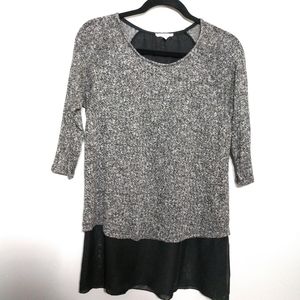 Maurices Sweater Tunic Length Black Gold Size Medium Chest 36"